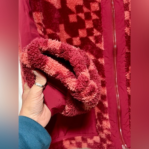 LIKE NEW JoyLab Printed High Pile Fleece Zip Up Jacket Winter Warm Cozy Cropped - Picture 5 of 12